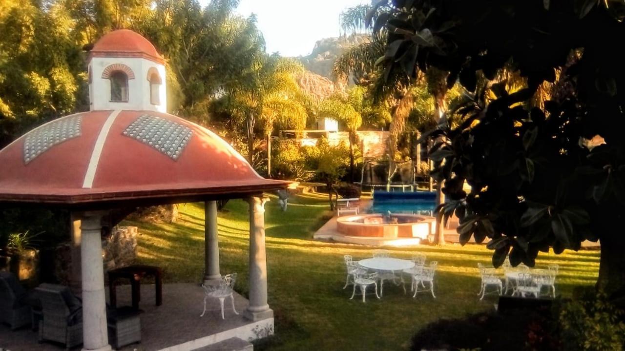 Hotel Quinta Del Sol Тепостлан Экстерьер фото